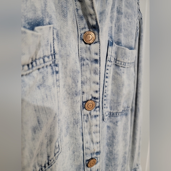 Thread & Supply Denim Button Up - Picture 3 of 5